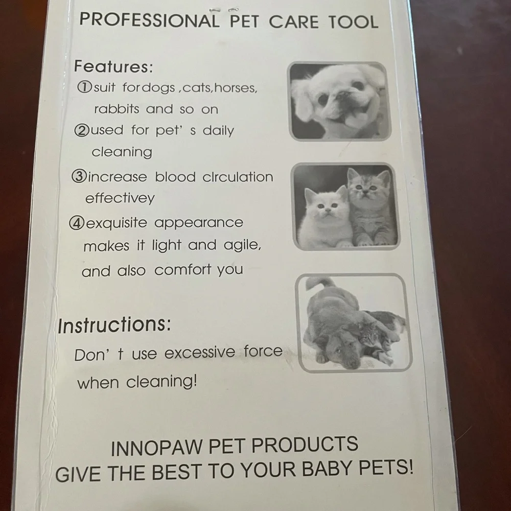 Dog/Cat Grooming Brush, Self Cleaning. NWT.